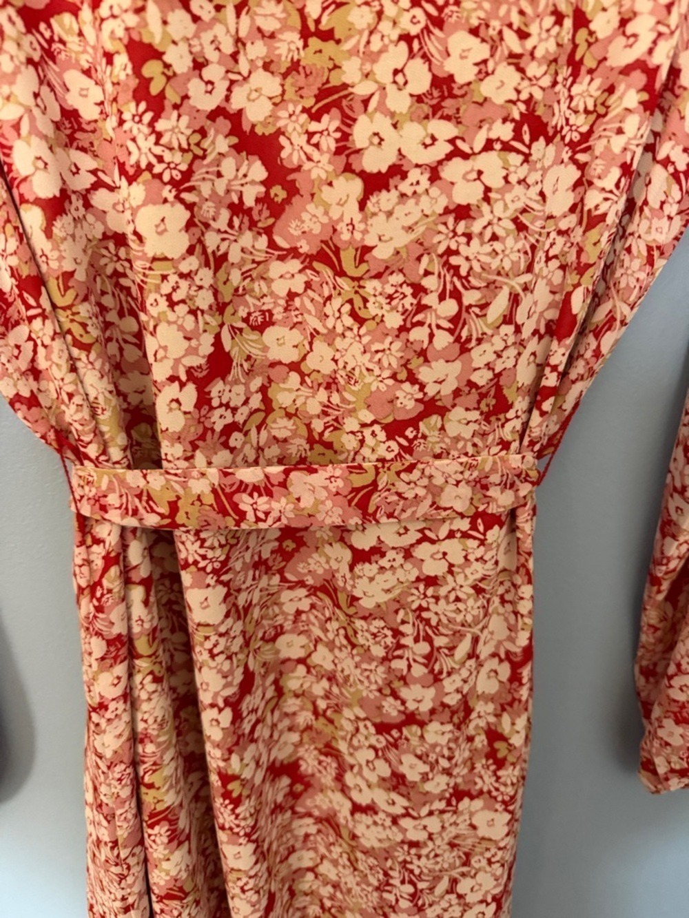 Z SUPPLY Della Cranberry Floral Maxi Dress Tiered V-Neck Long Sleeve NWT Medium - Picture 13 of 15